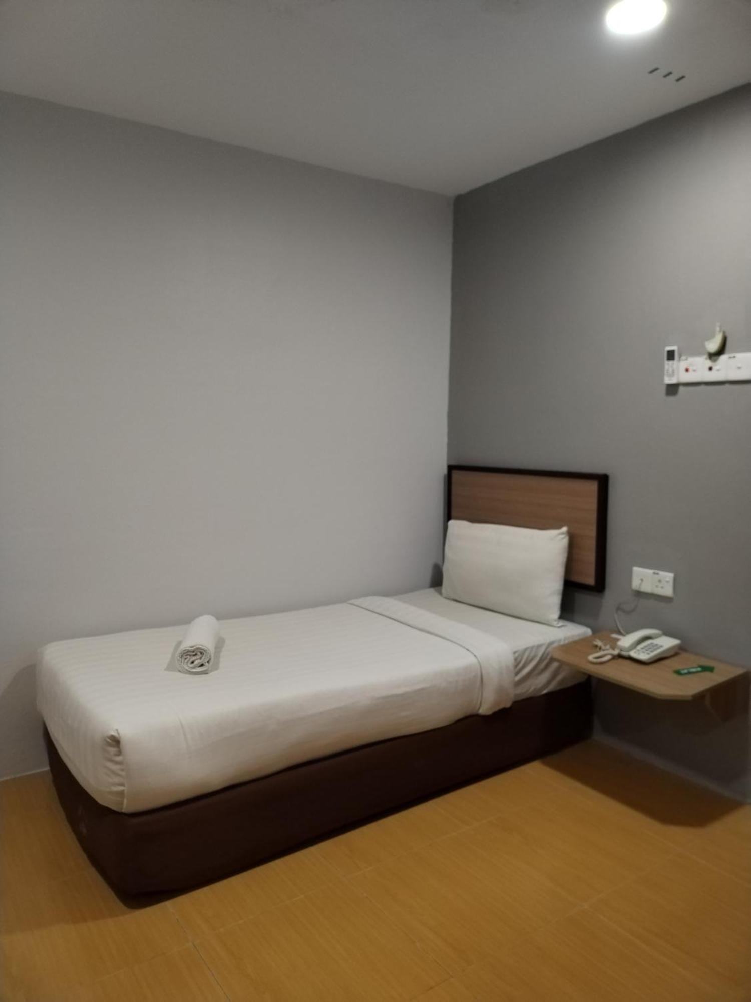 Maple Boutique Hotel Kota Bharu Extérieur photo